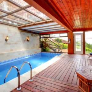 Fotografia arquitectura Bienes Raíces piscina techada